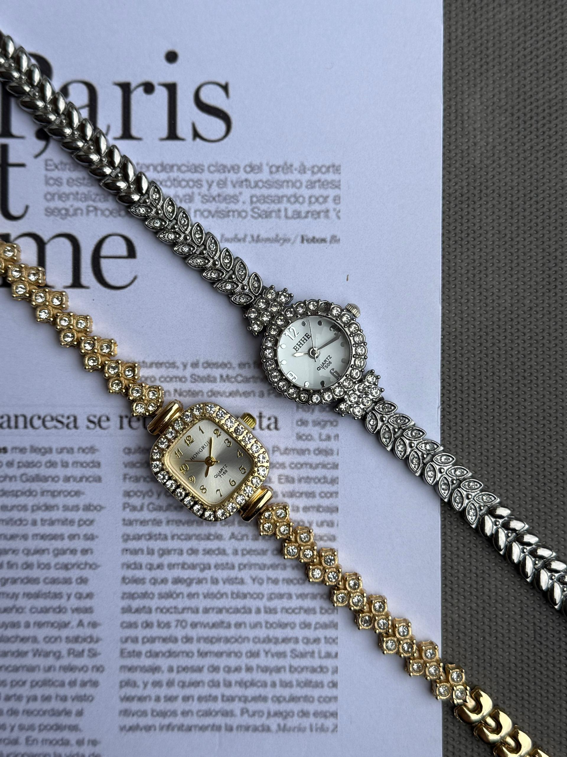 ساعت زنانه نگین دار ظریف طلایی و نقره ای